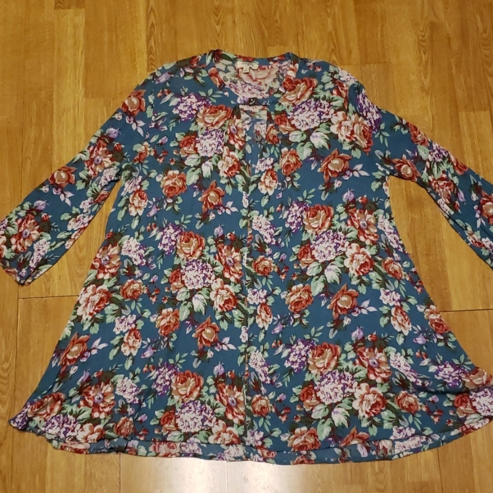 Umgee boho flowy floral dress deep keyhole neck